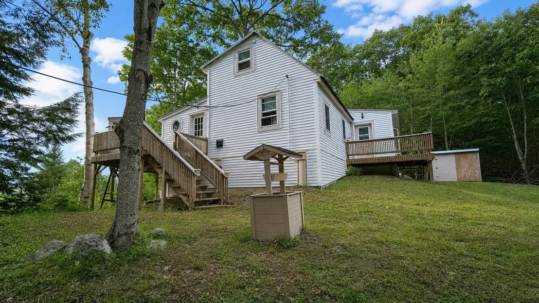 Photo of 7 Ezra Stone