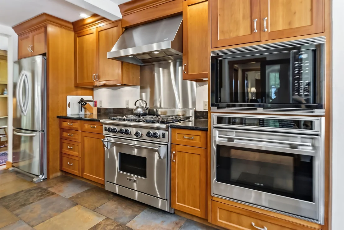 Photo of 1087 County