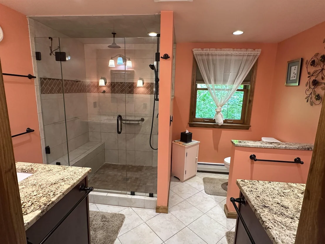 Photo of 220 Monadnock