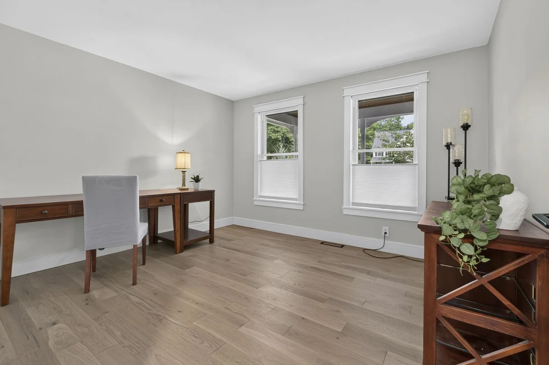 Photo of 4 Taconic