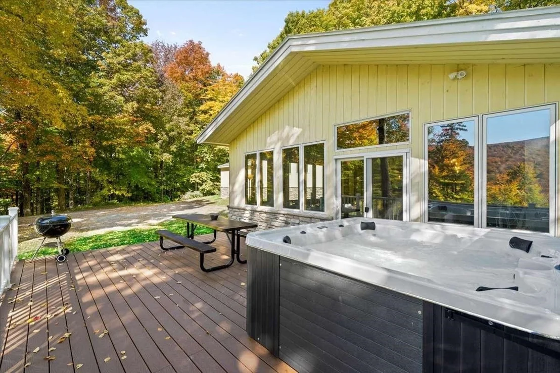 Photo of 34 Mountain View