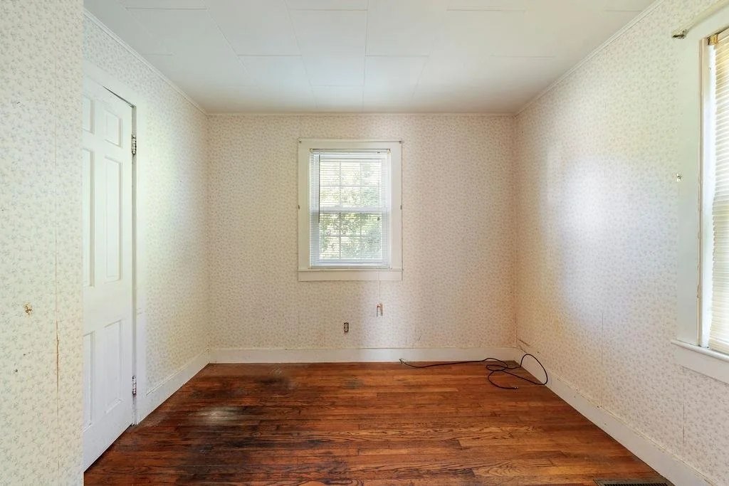 Photo of 16 Douglass