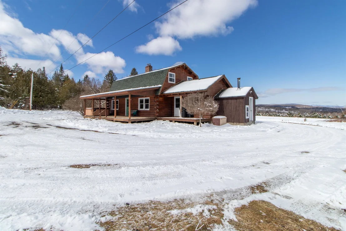 Photo of 2431 Roaring Brook