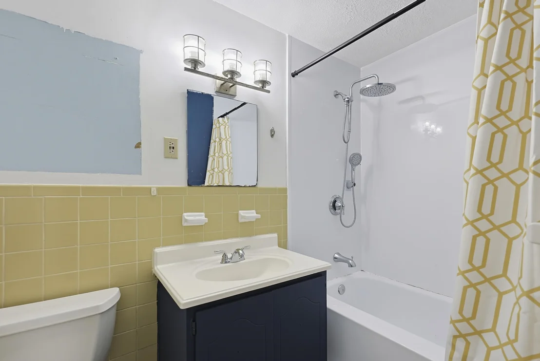 Photo of Unit 2 at 6 Brookside