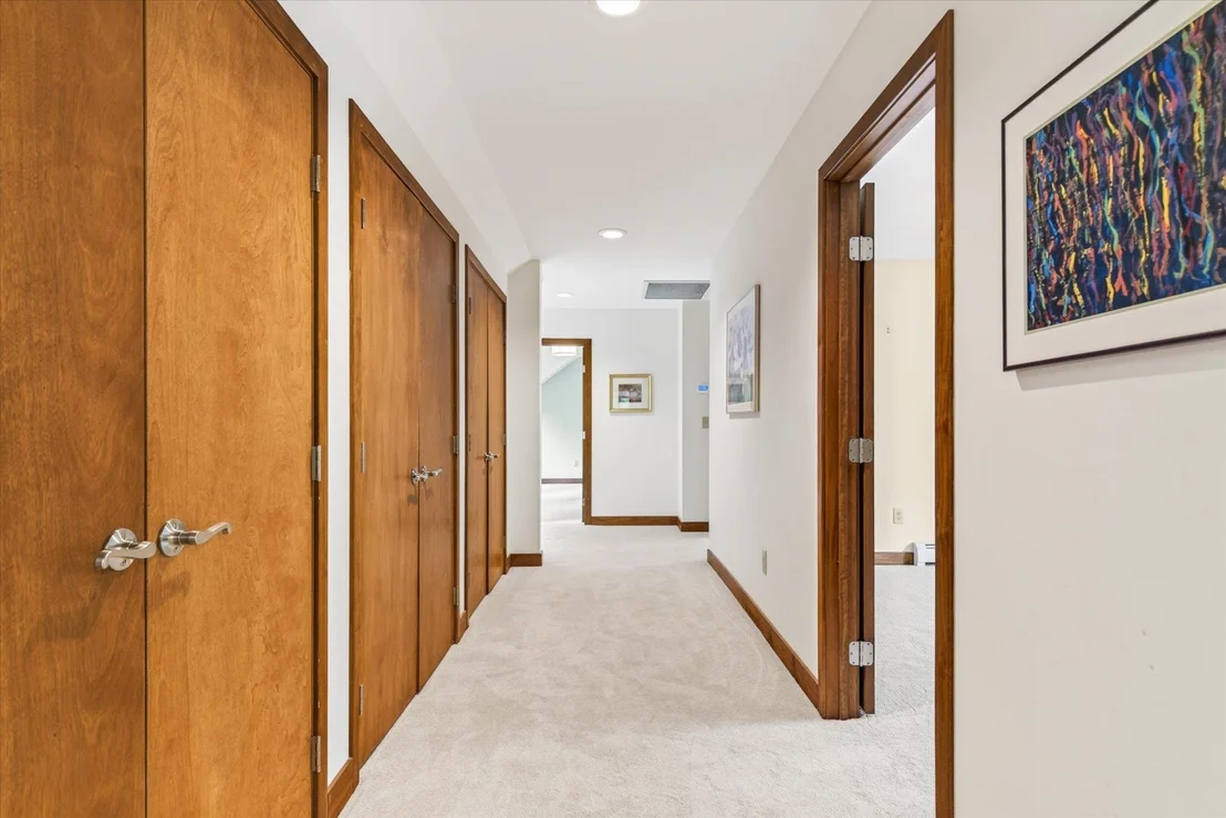 Photo of 243 Cricket Hill