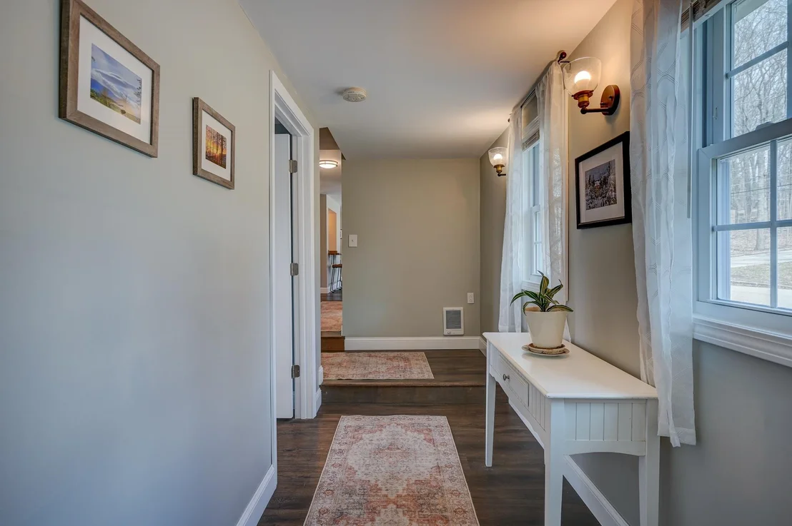 Photo of 8 Champney