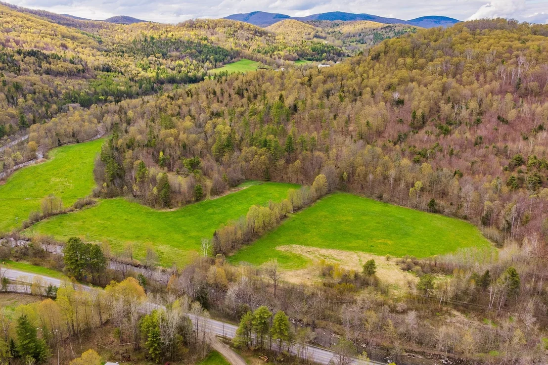 Photo of 00 Vermont Route 25