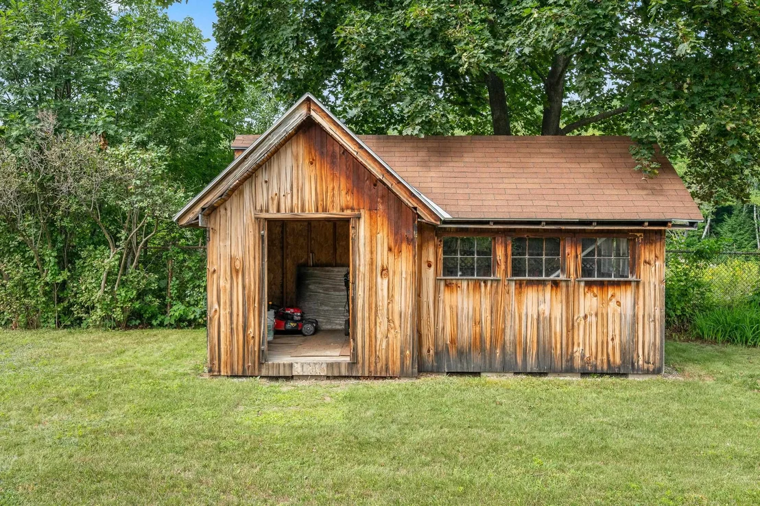 Photo of 18 Corbin