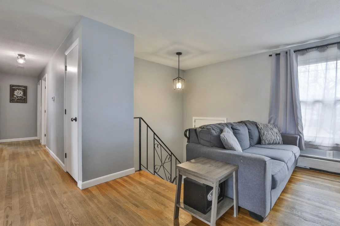 Photo of 8 Kingston