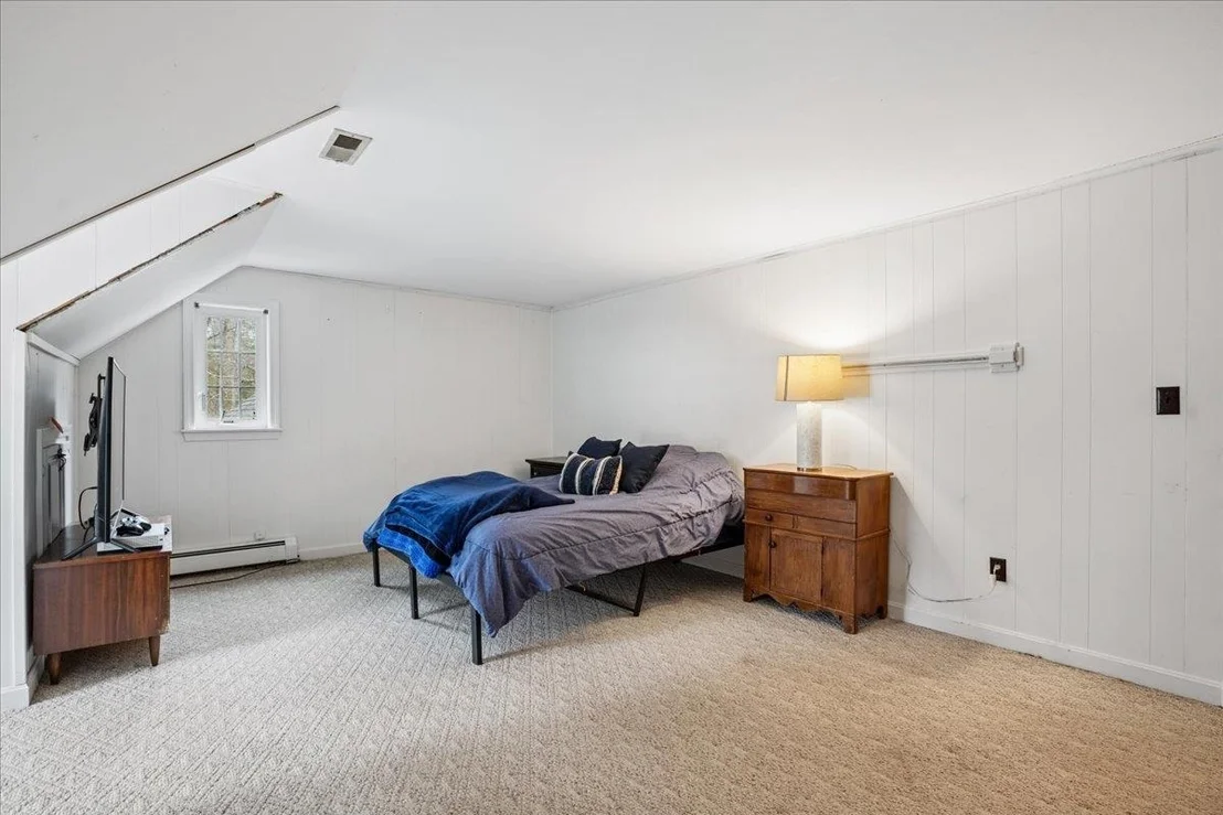 Photo of 50 Hearthside