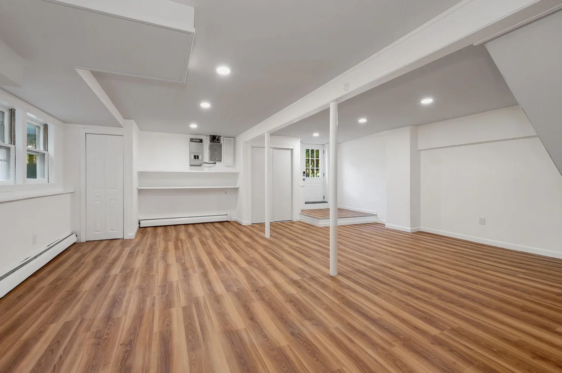 Photo of 172 Warner Hill