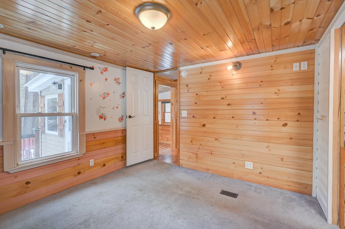 Photo of 331 Lamplighter