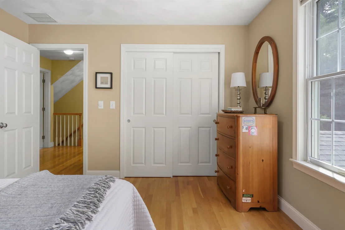 Photo of 221 Piscassic
