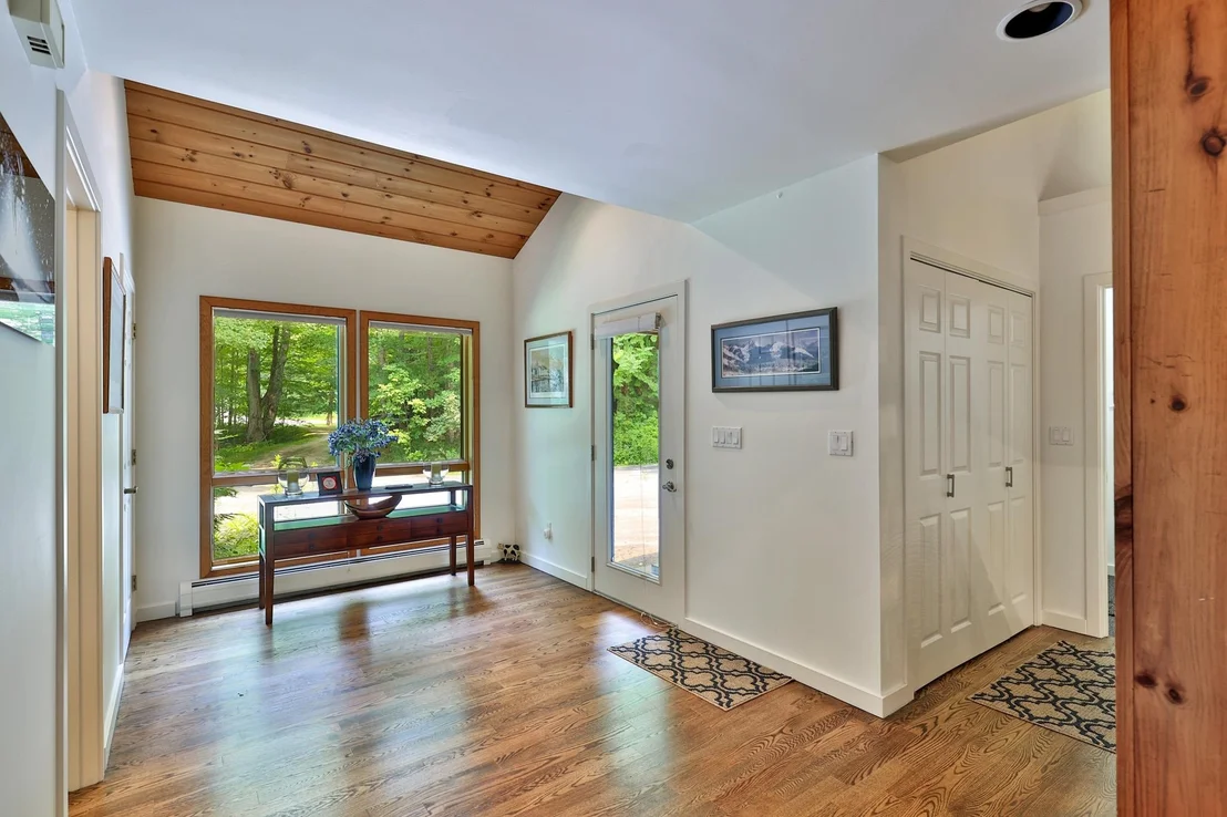 Photo of 58 Knoll