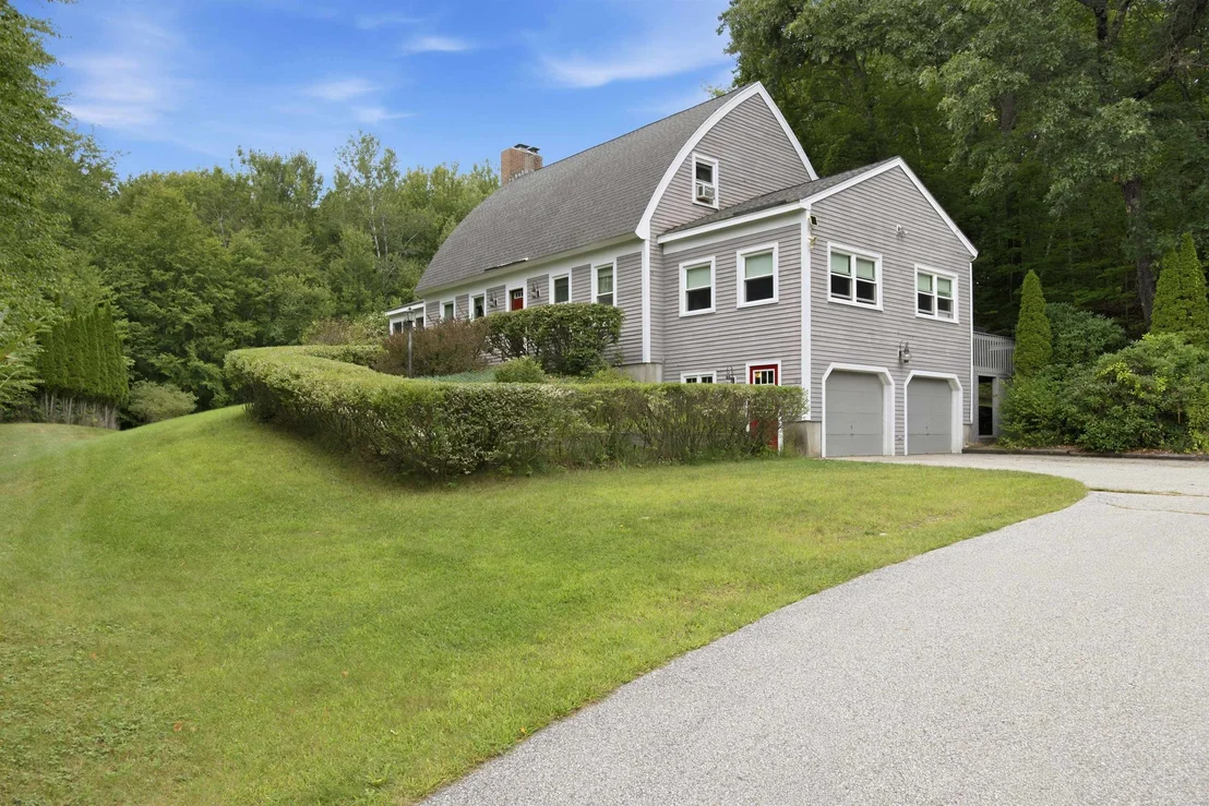 Photo of 8 Hollow