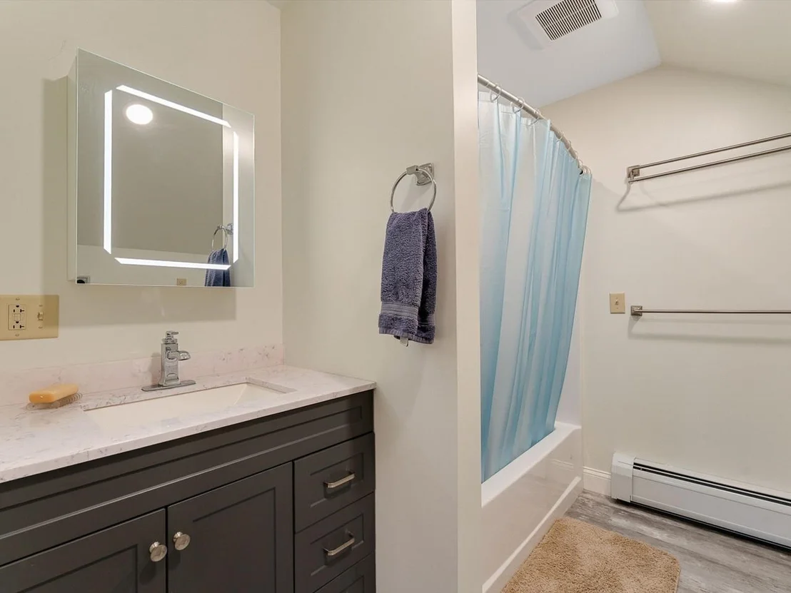 Photo of 1233 Satterly