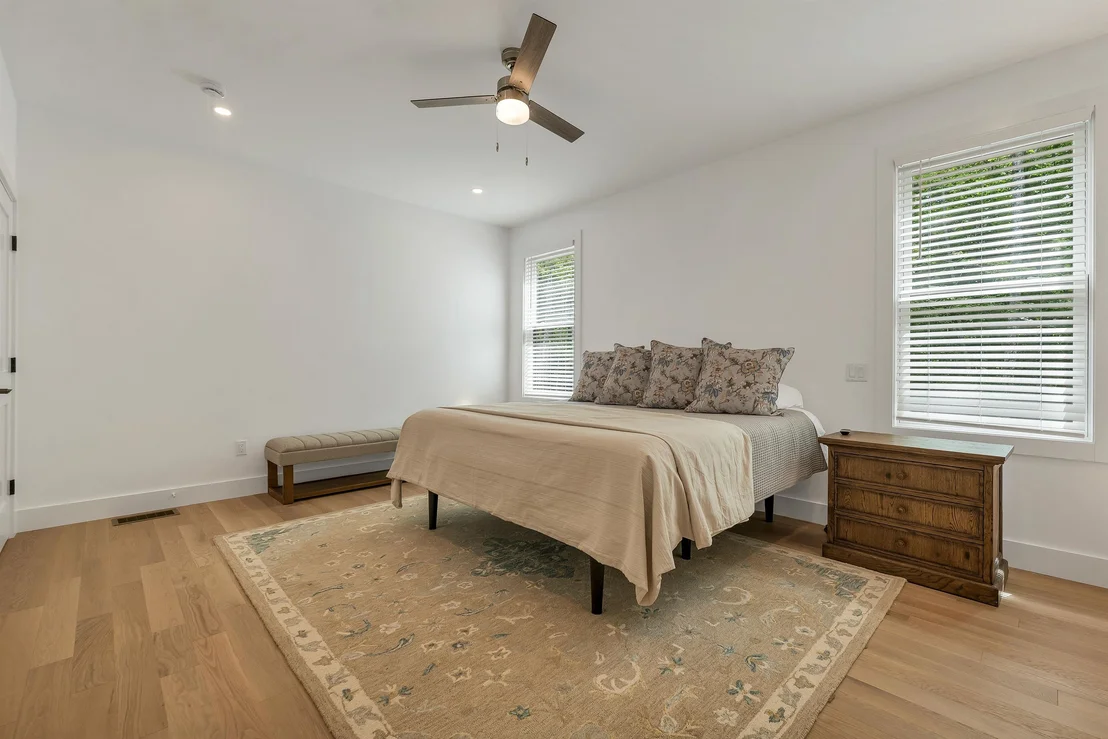 Photo of 1341 Cherry Valley