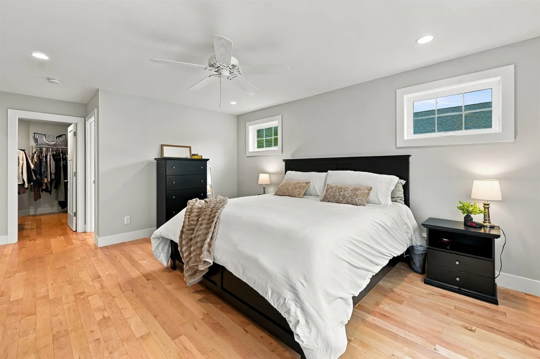 Photo of 10 Mulberry