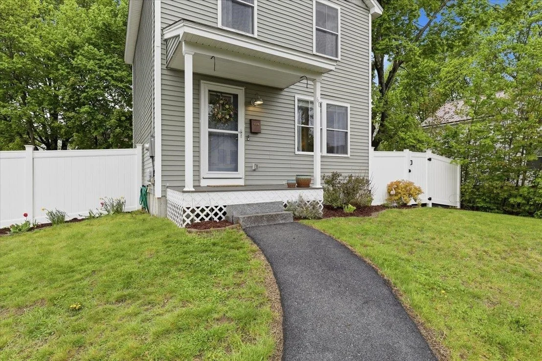 Photo of 60 Pine