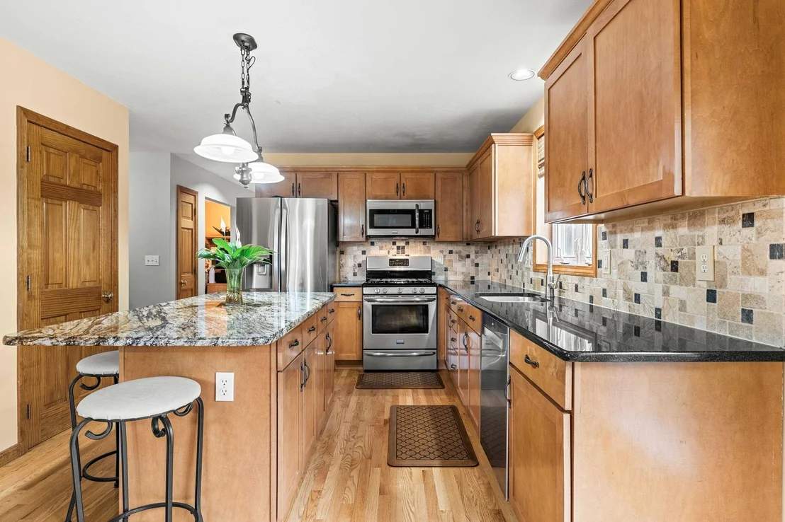 Photo of 52 Oak Hill