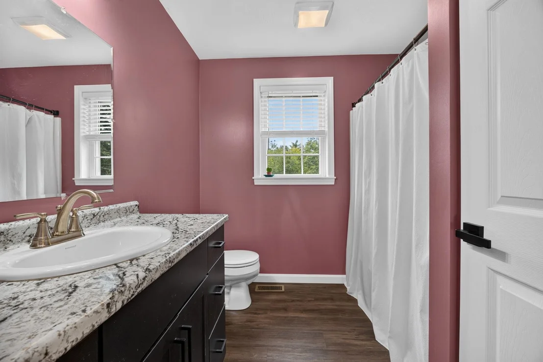 Photo of 992 Beauty Hill