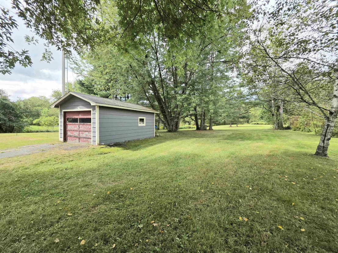 Photo of 369 Hall Stream