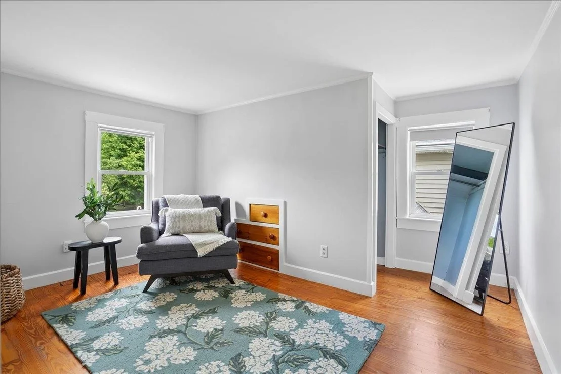 Photo of 69 Shawmut