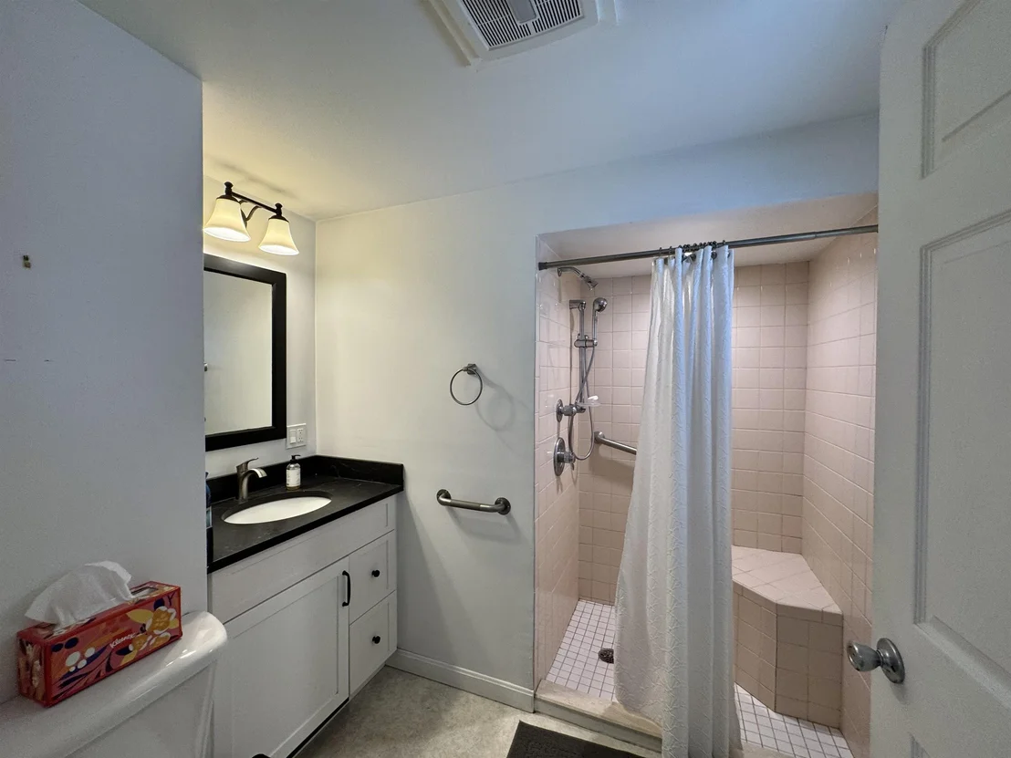 Photo of 424 Intervale Cross