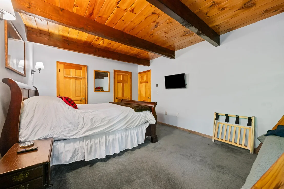 Photo of 275 Glen Ledge