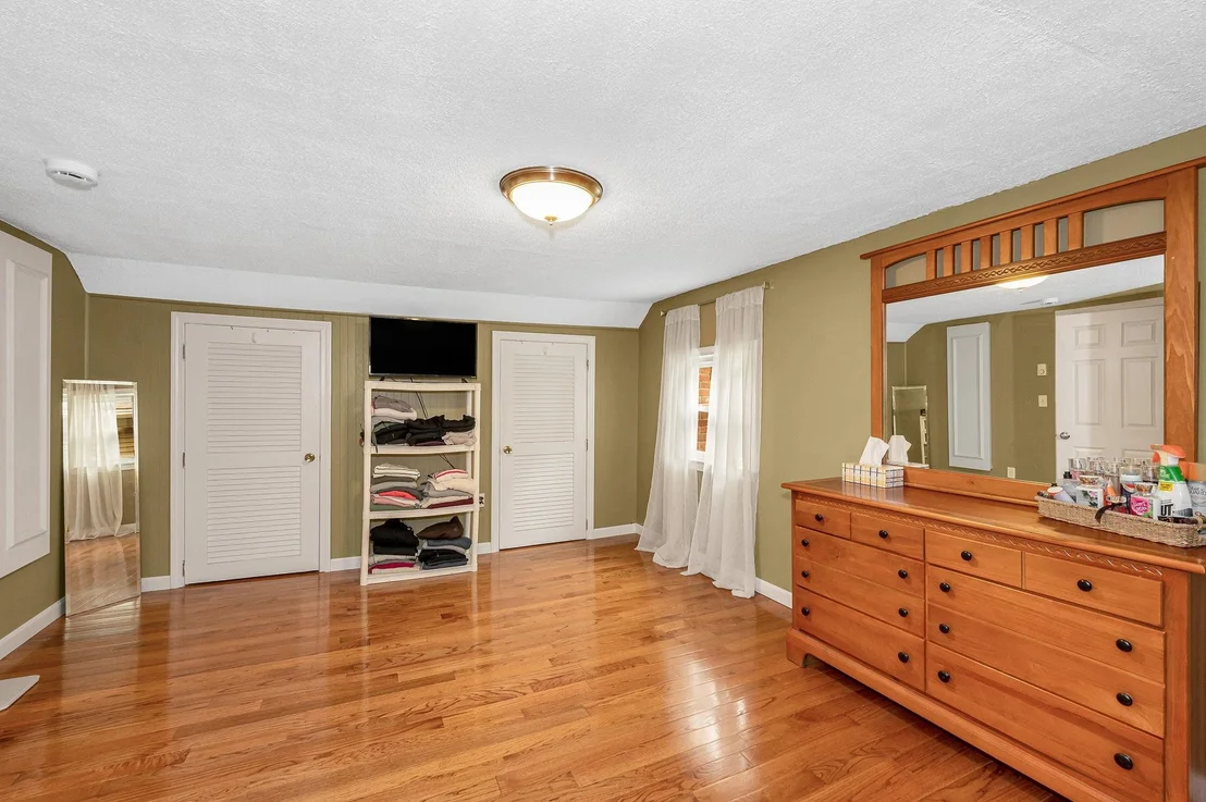 Photo of 31 Leonard