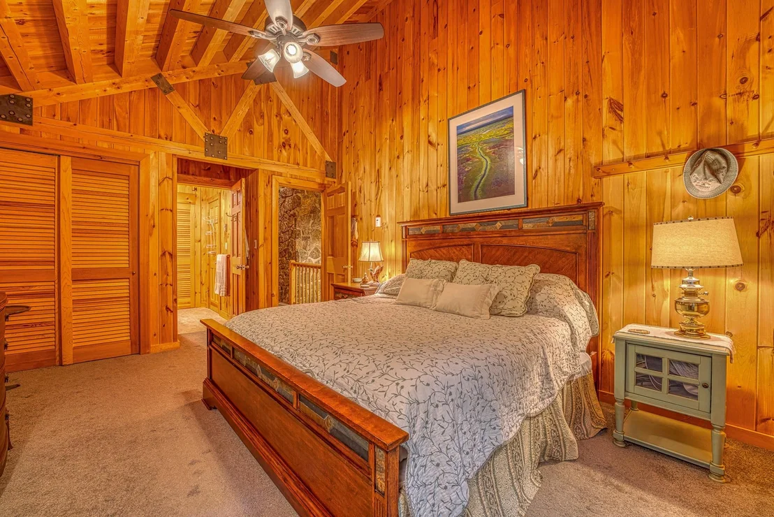 Photo of 11 Squamasee