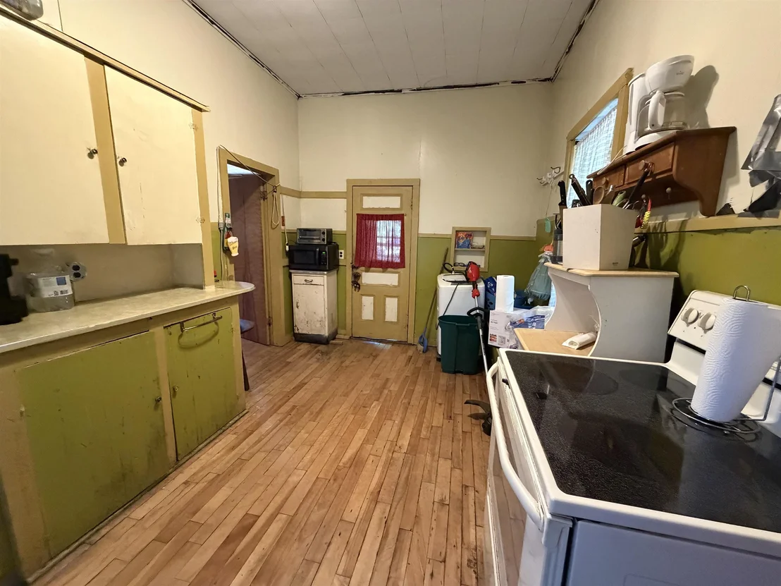 Photo of 263 Cedar Pond