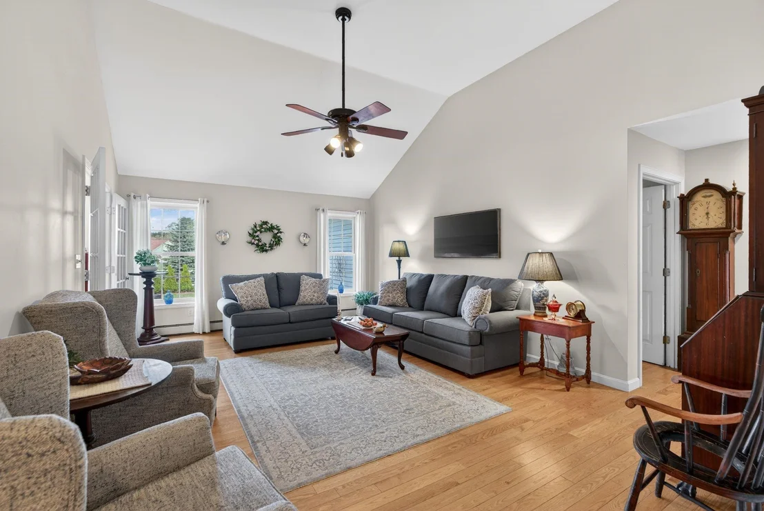 Photo of 9 Marshview