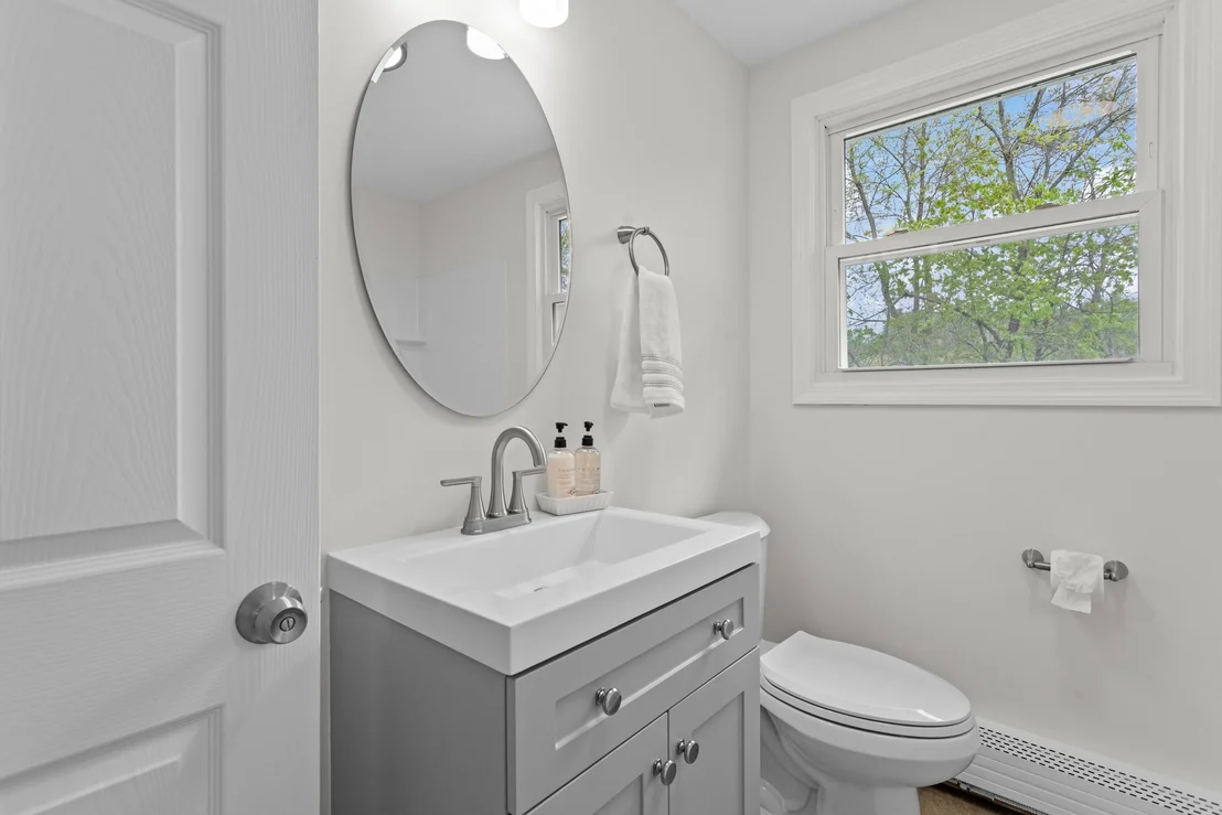 Photo of 12 Hemlock