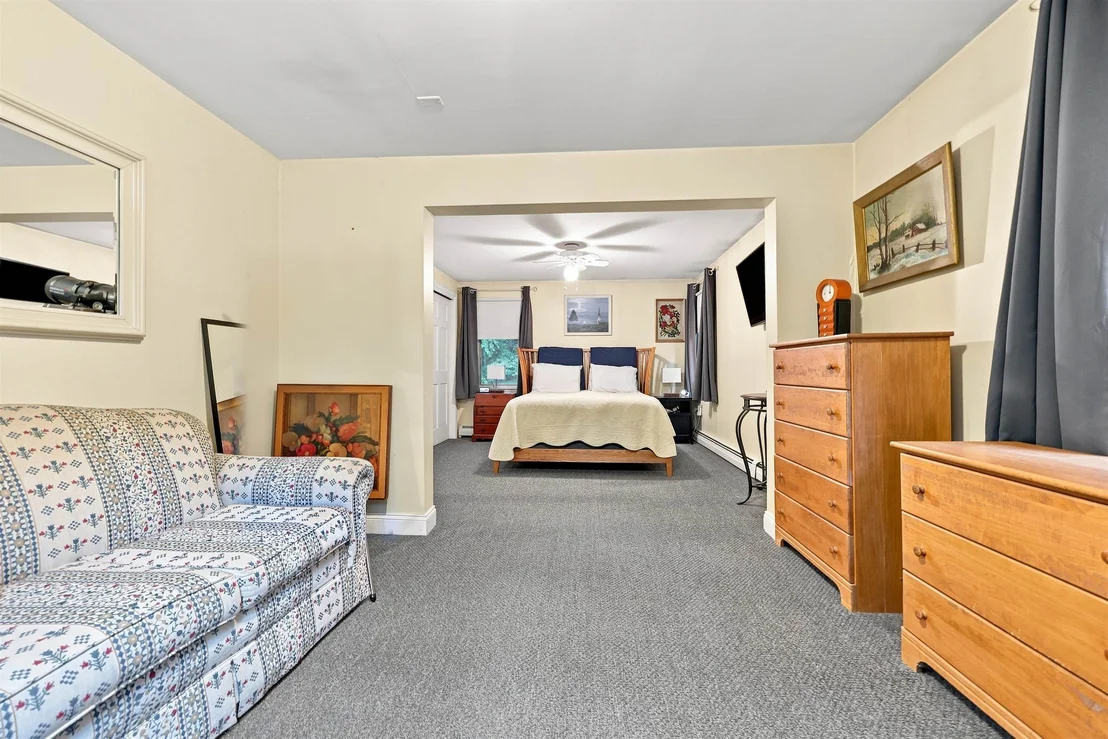 Photo of 108 Chase