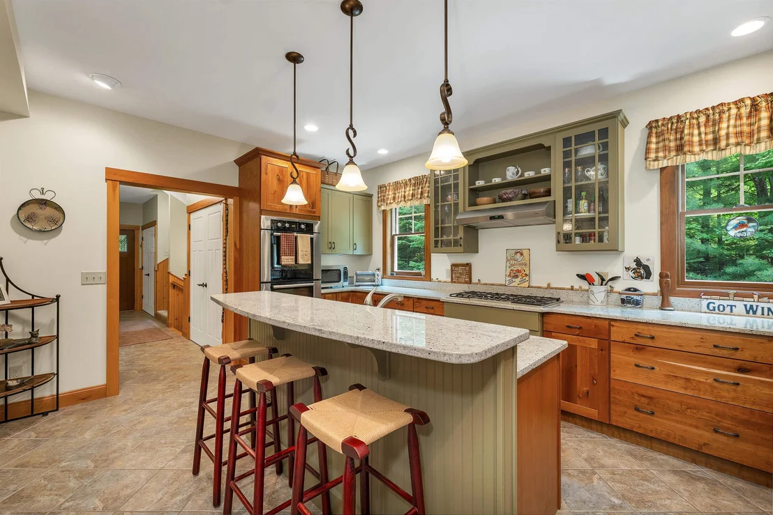 Photo of 42 Cascade Ridge