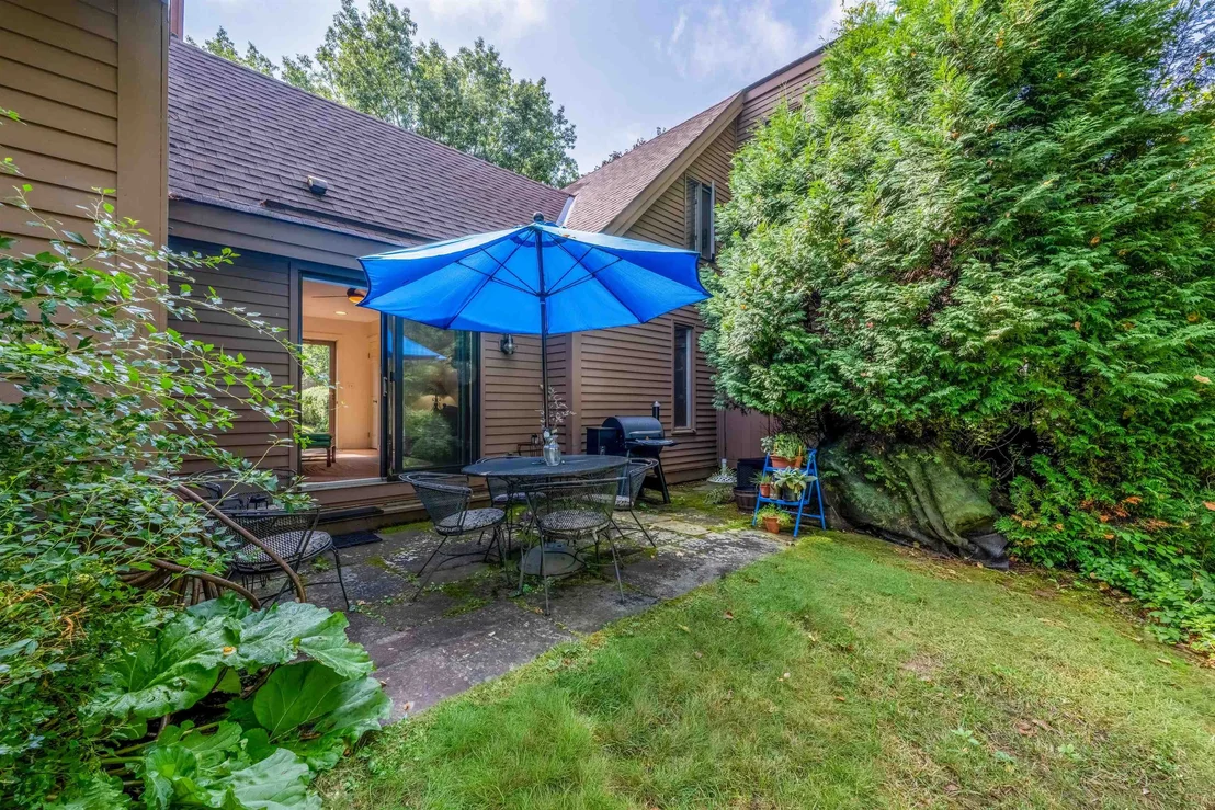 Photo of Unit 2A at 807 Murphys