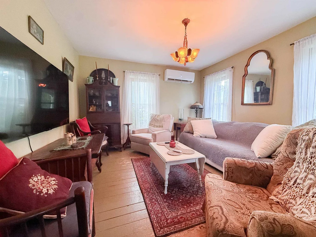 Photo of 31 Amerio
