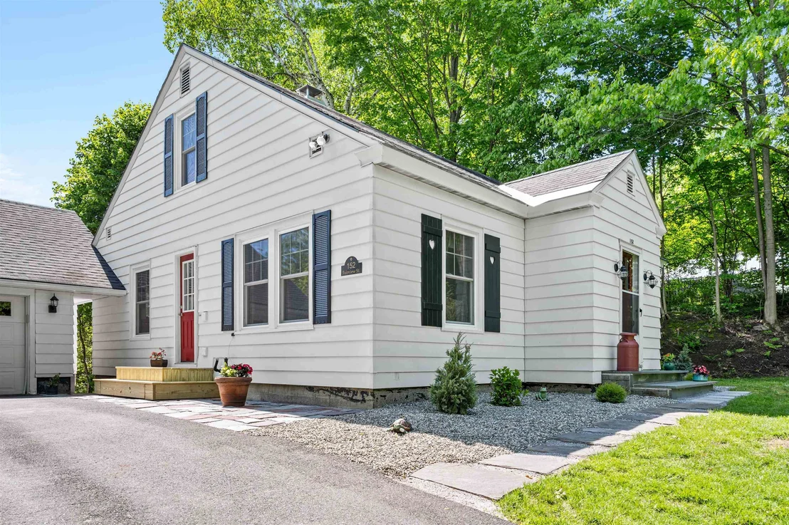 Photo of 152 Fairview