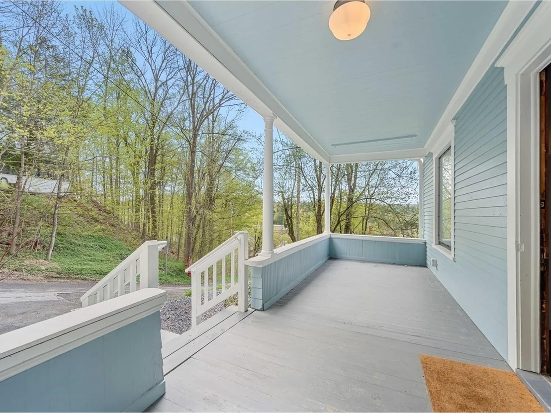 Photo of 8 Richardson