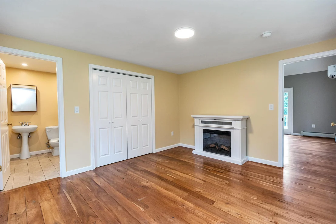 Photo of 489 Greenfield