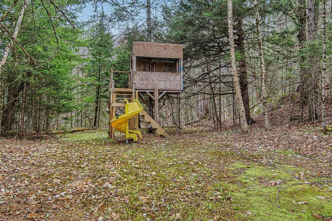 Photo of 2212 Symonds Mill