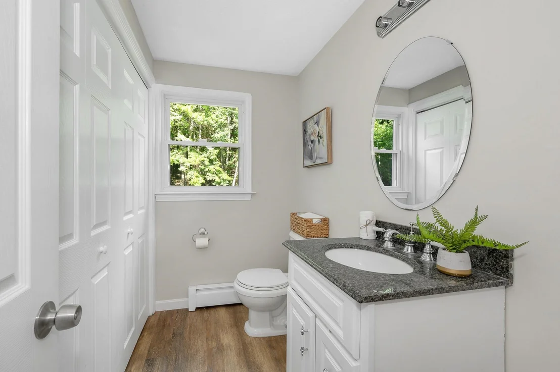 Photo of 172 Warner Hill