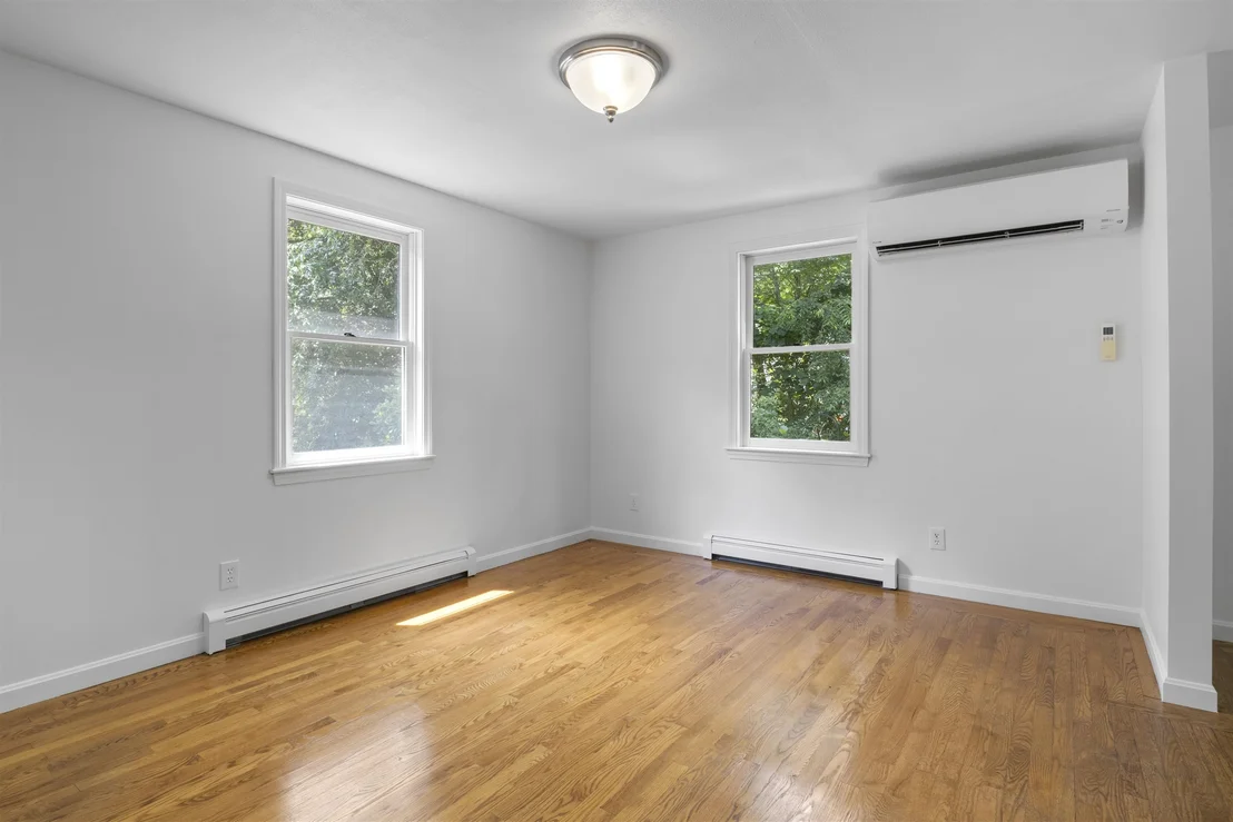Photo of 5 Huntington