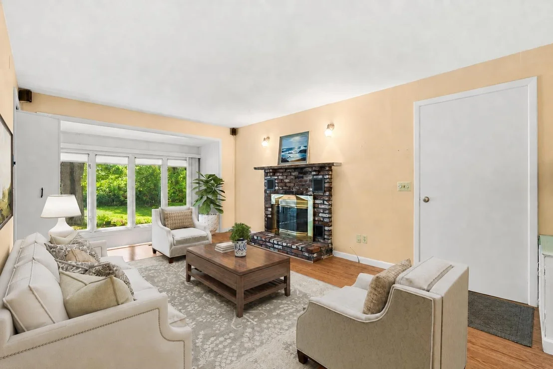 Photo of 84 Stinson