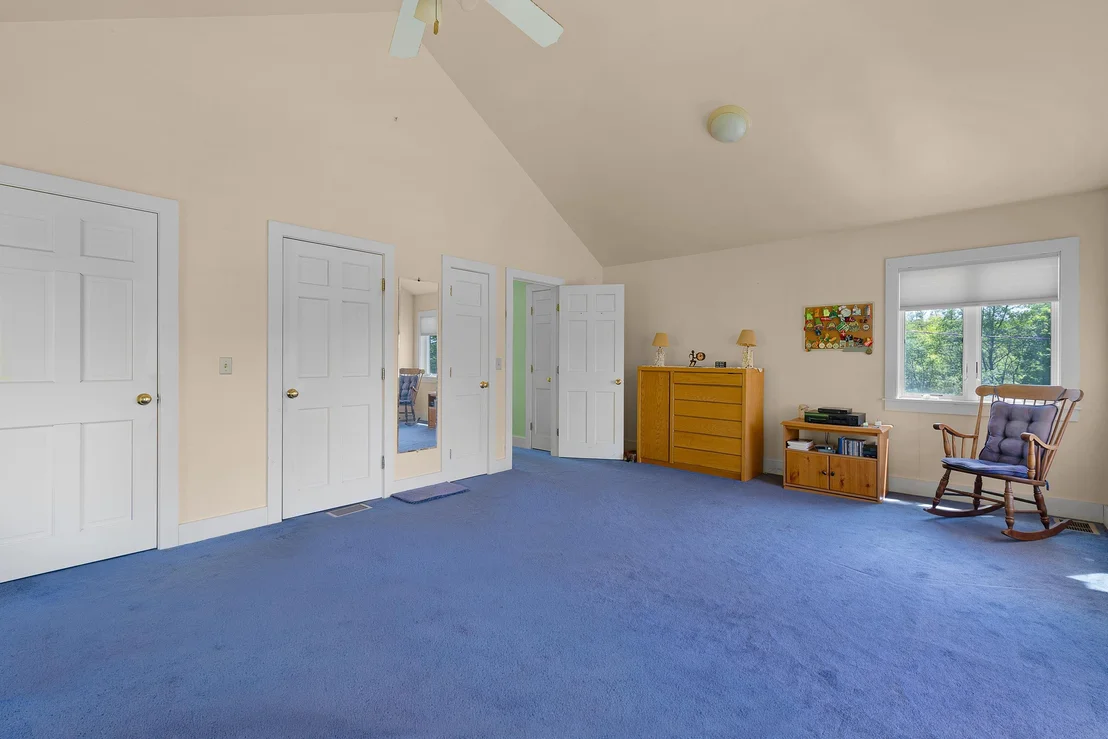 Photo of 1078 Brook
