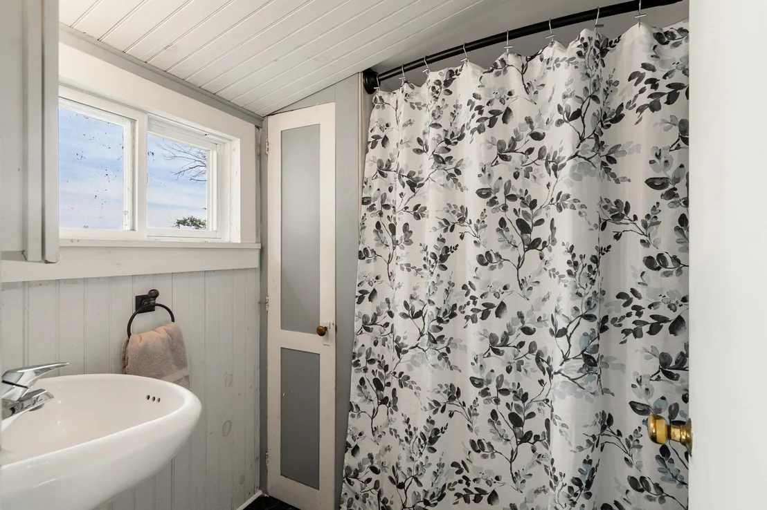 Photo of 6 Campbell Bay
