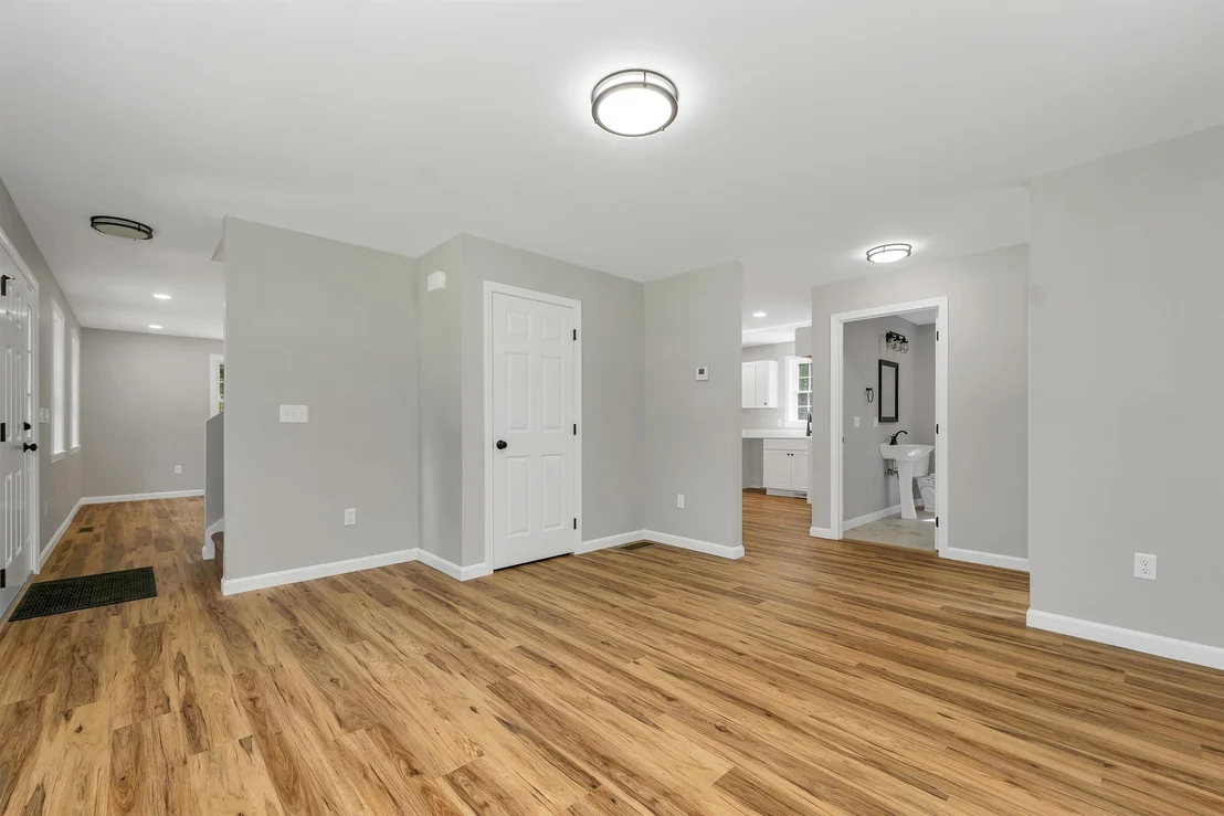 Photo of 145 Holmes