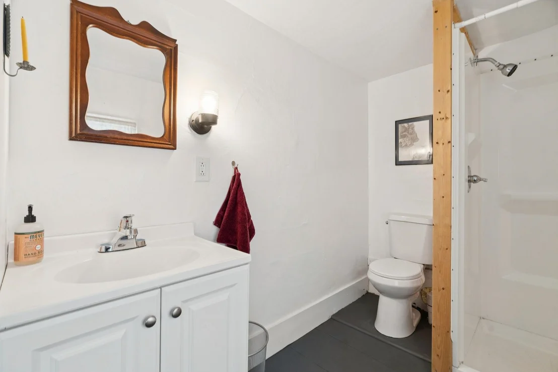 Photo of 673 Reed