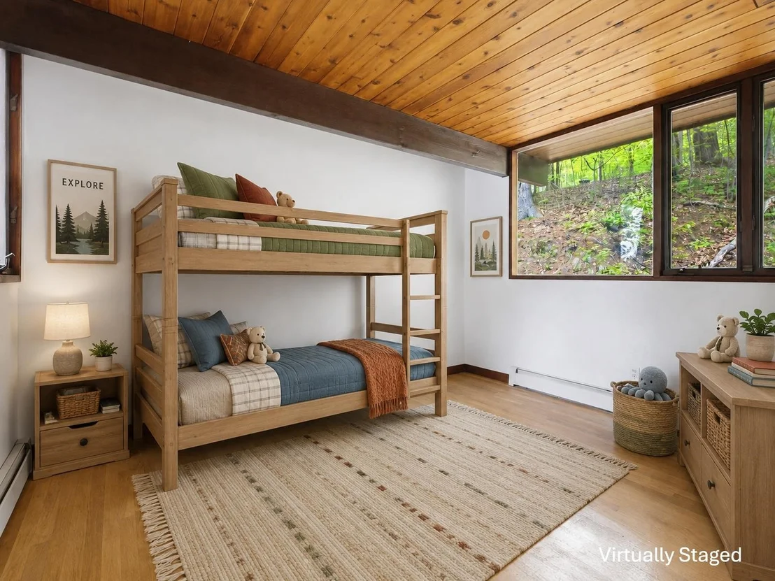 Photo of 18 Treehouse